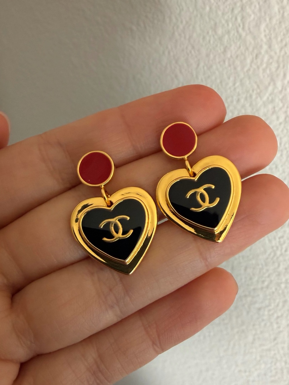 ❤️Chanel Gold and Black Heart Drop Earrings with Red Accents🖤 - Picture 2 of 6